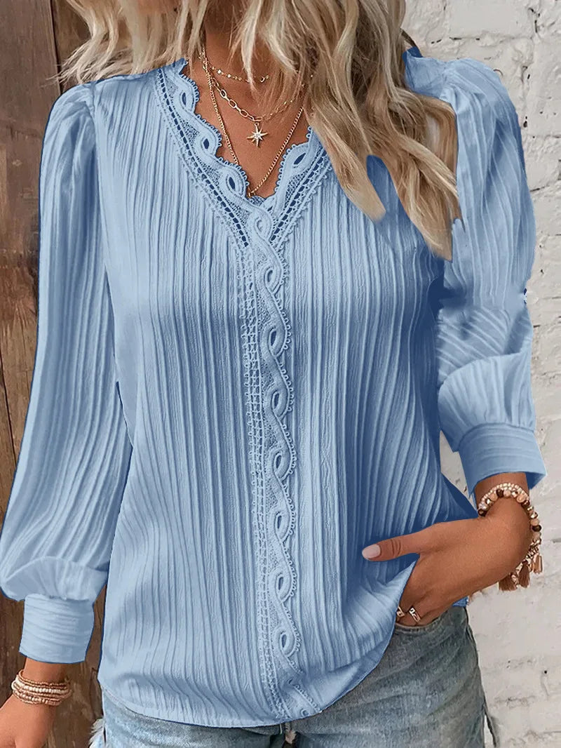 BENFIERI™ | Selvie – Blus med spetskant och veck
