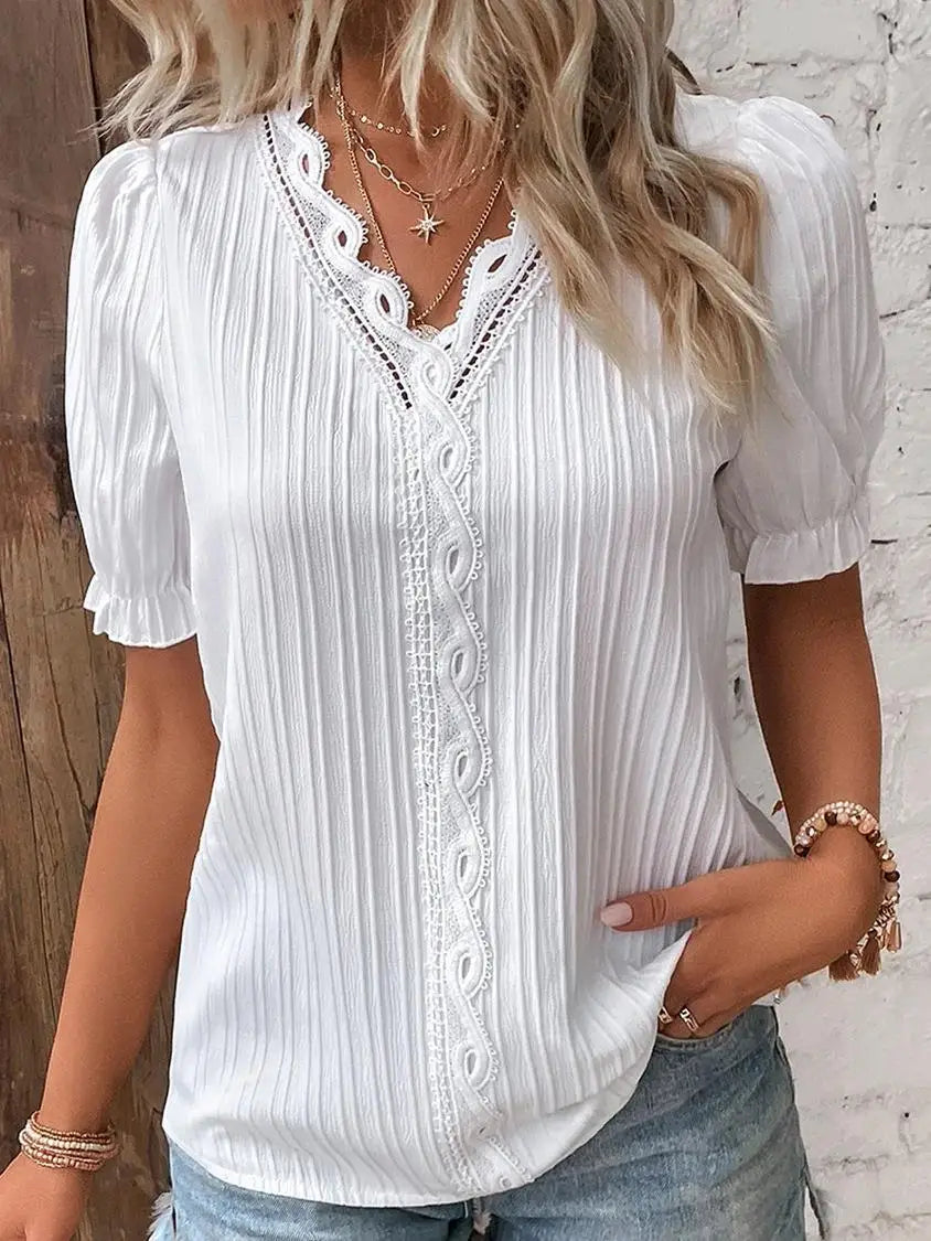 BENFIERI™ | Mira – Feminin topp med spetsdetaljer