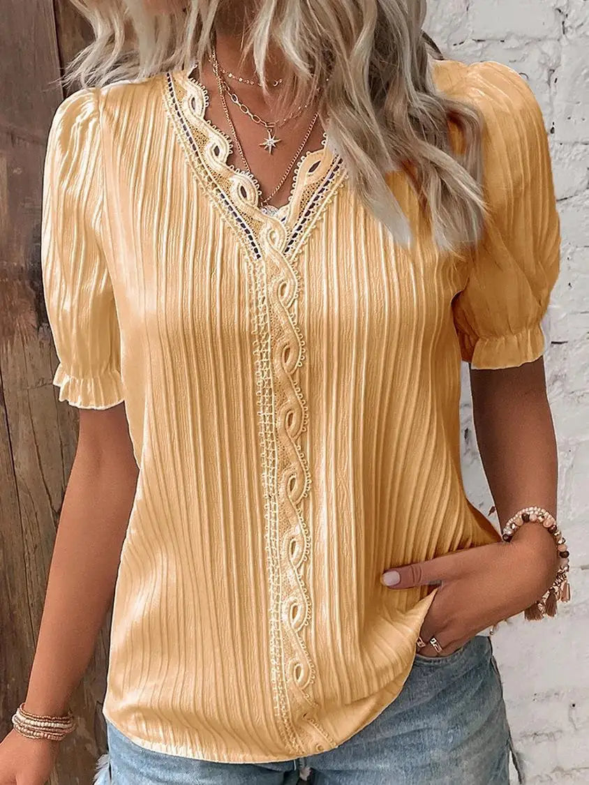 BENFIERI™ | Mira – Feminin topp med spetsdetaljer