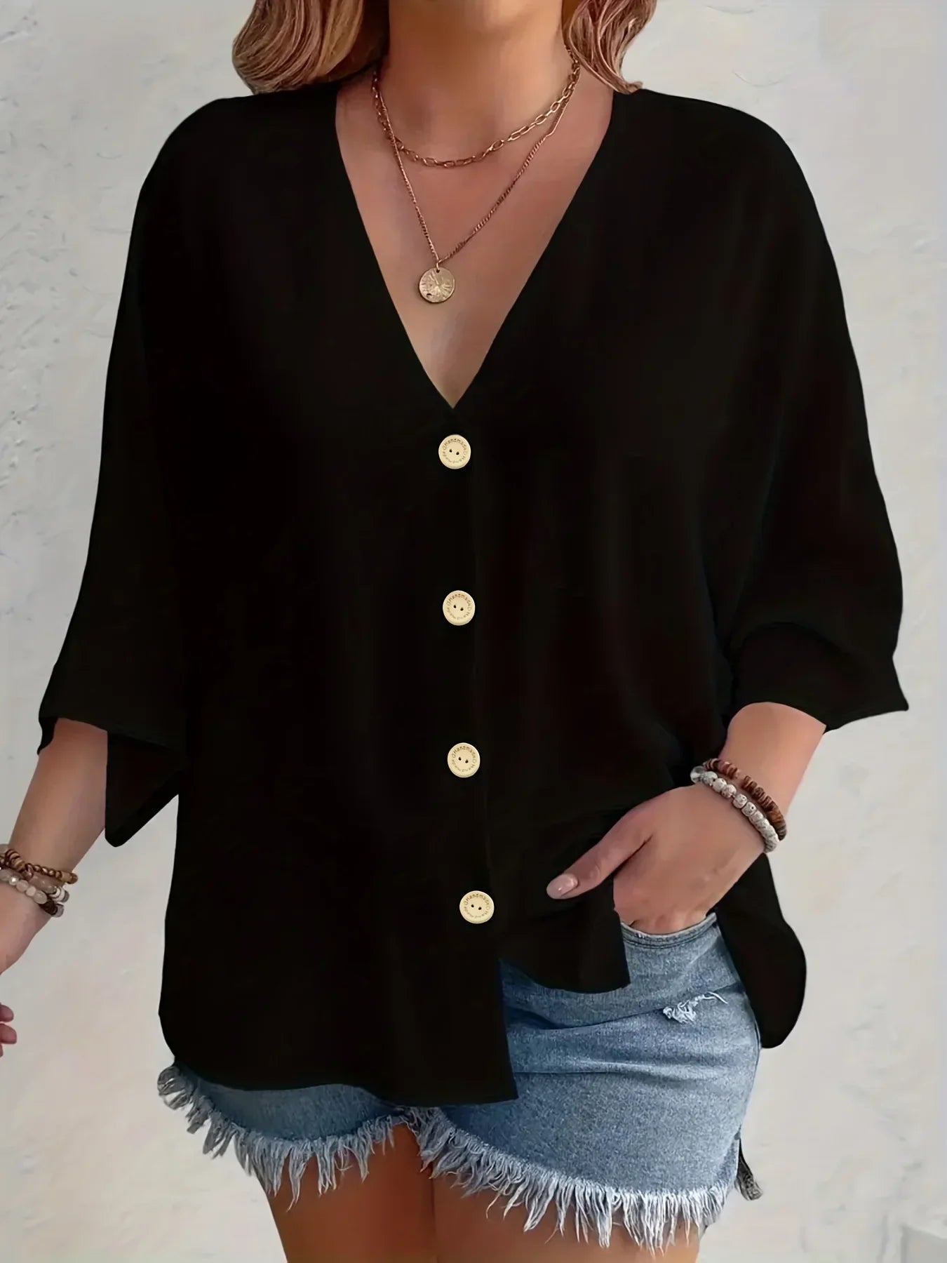 BENFIERI™| Signe – Blus med knäppning och ¾-ärm